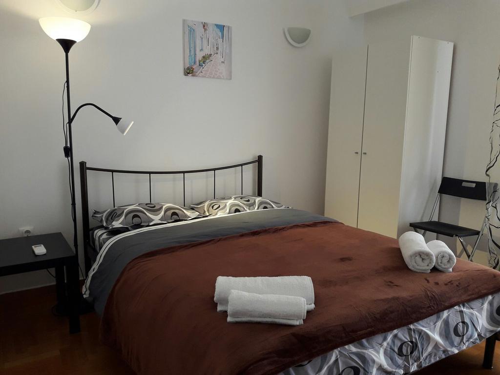 Sfiggos 54 Guest House Афіни Екстер'єр фото